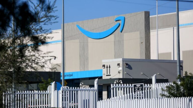 Amazon's 16,000 Layoffs Reflect AI Strategic Shift