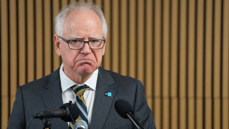 Bruce Pearl Criticizes Tim Walz Over Minnesota Shooting