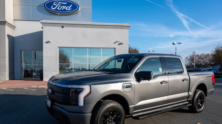 Ford's $600 Million Pension Adjustment Hits Q4 Earnings