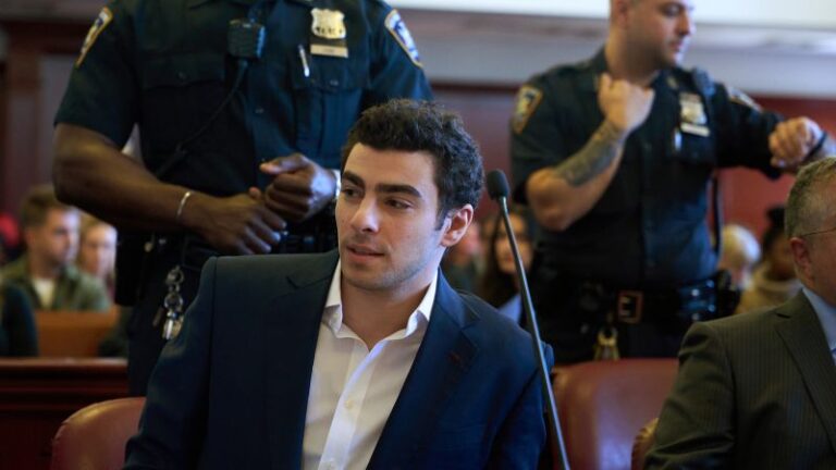 Judge Rules Out Death Penalty for Luigi Mangione