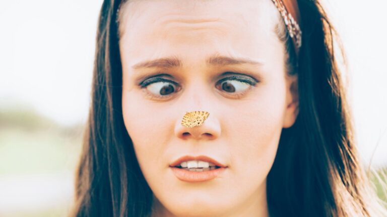 Why We Rarely Notice Our Own Noses