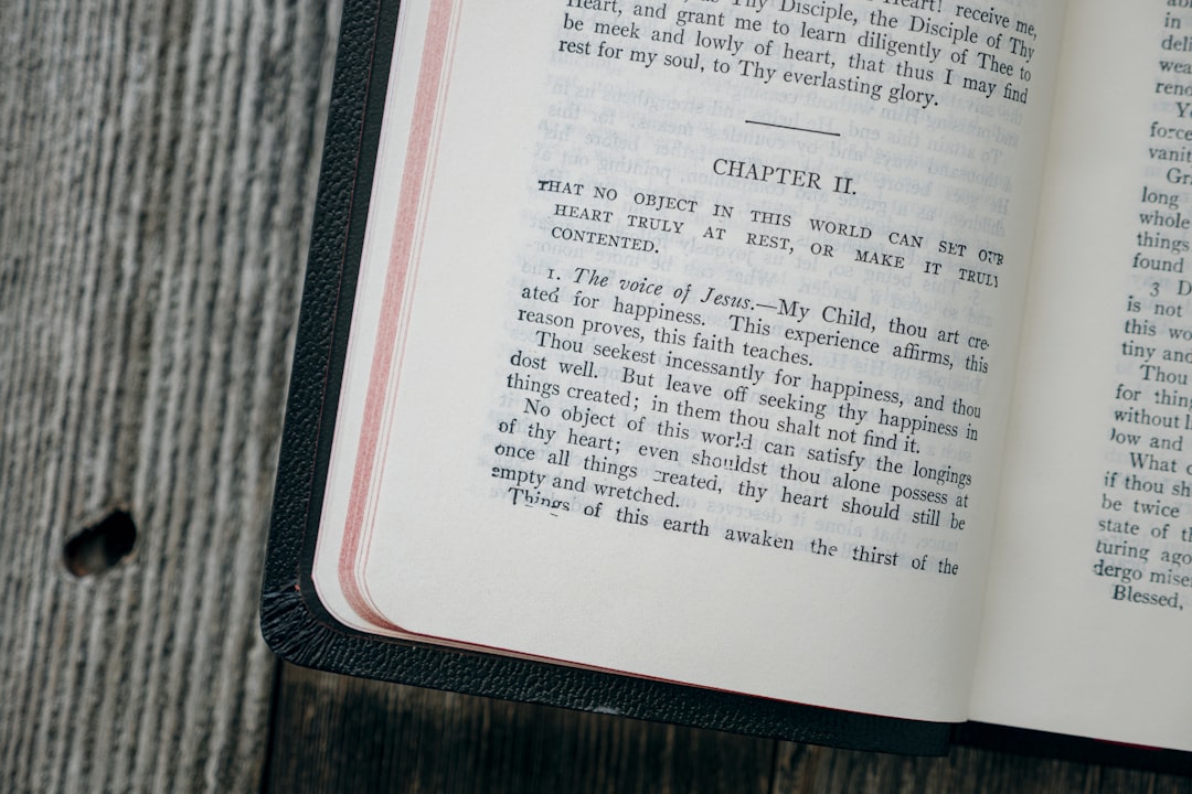 Image of DHS Secretary Kristi Noem at a press conference